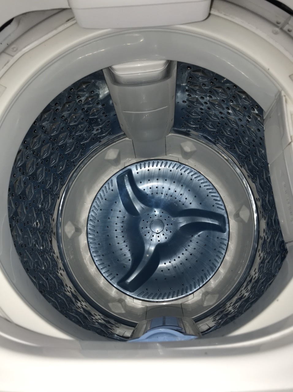 Máy Giặt TOSHIBA 8,2kg Nguyên zing 100% Ngoại hình mới đẹp 97% 2