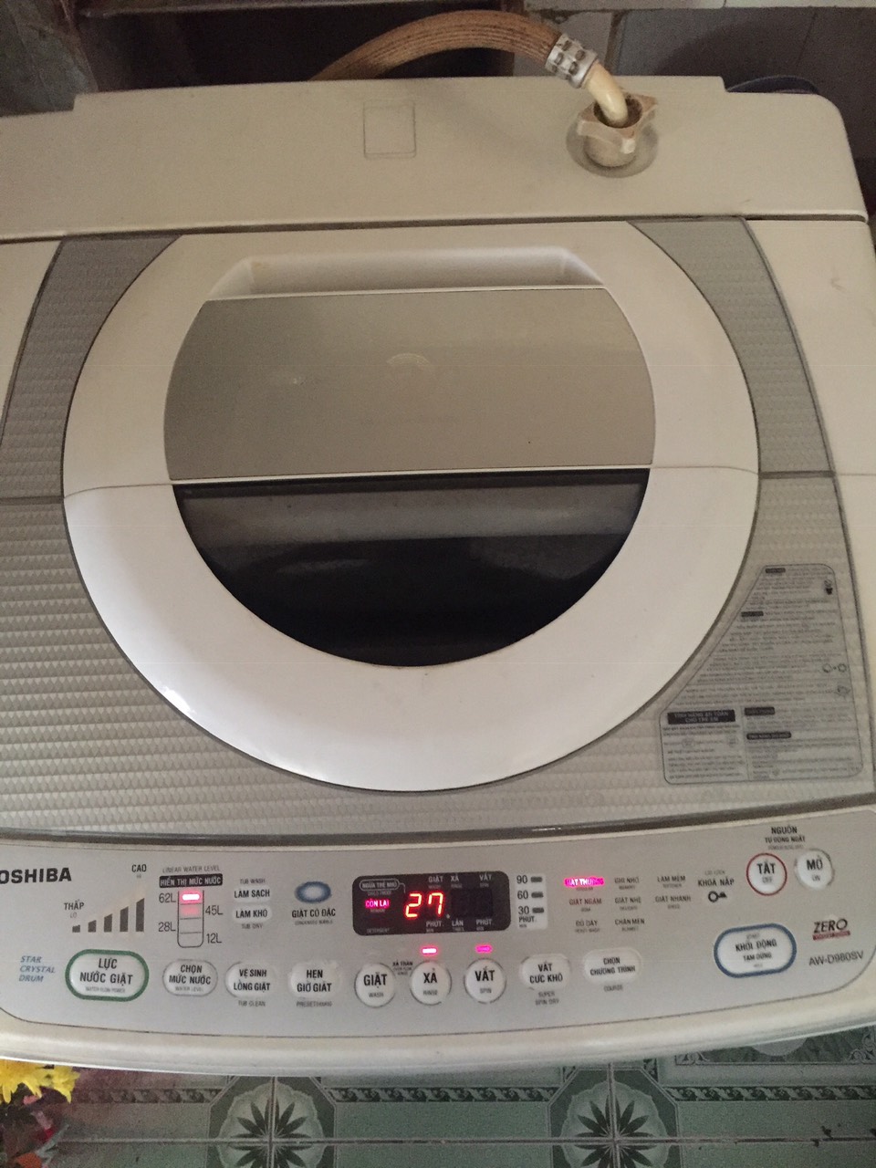 Máy Giặt TOSHIBA inverter 9kg Nguyên zing 100% ngoại hình mới đẹp 95%