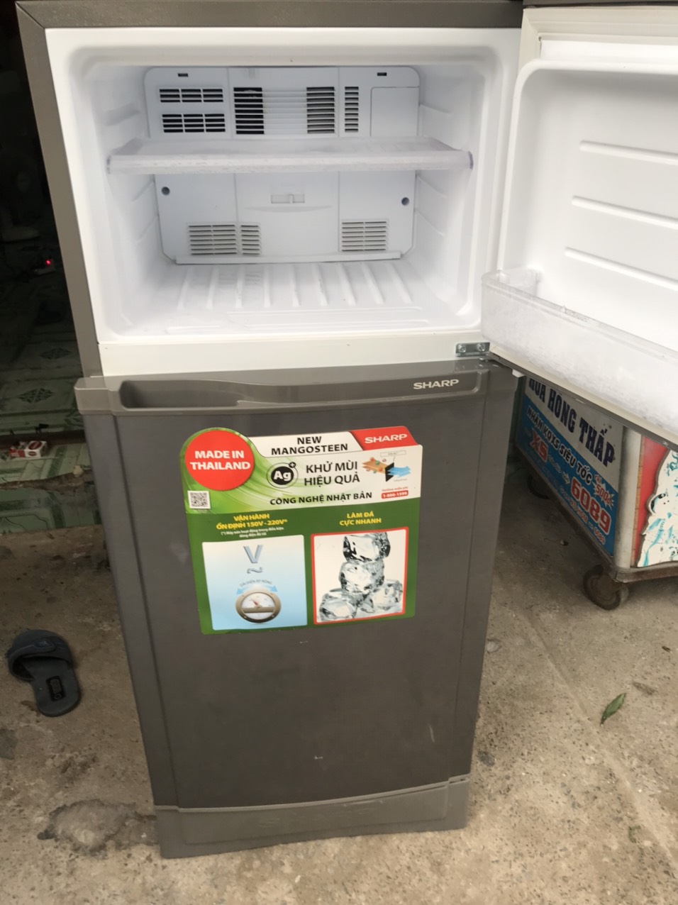 Tủ lạnh Sharp SJ-174EBS (165 lít) mới 98%