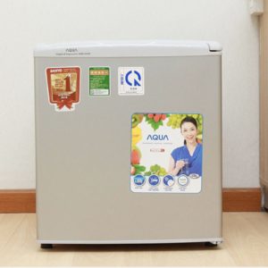 Tủ Lạnh AQUA 50L nguyên zing 100% Ngoại hình tủ mới đẹp 98% 1