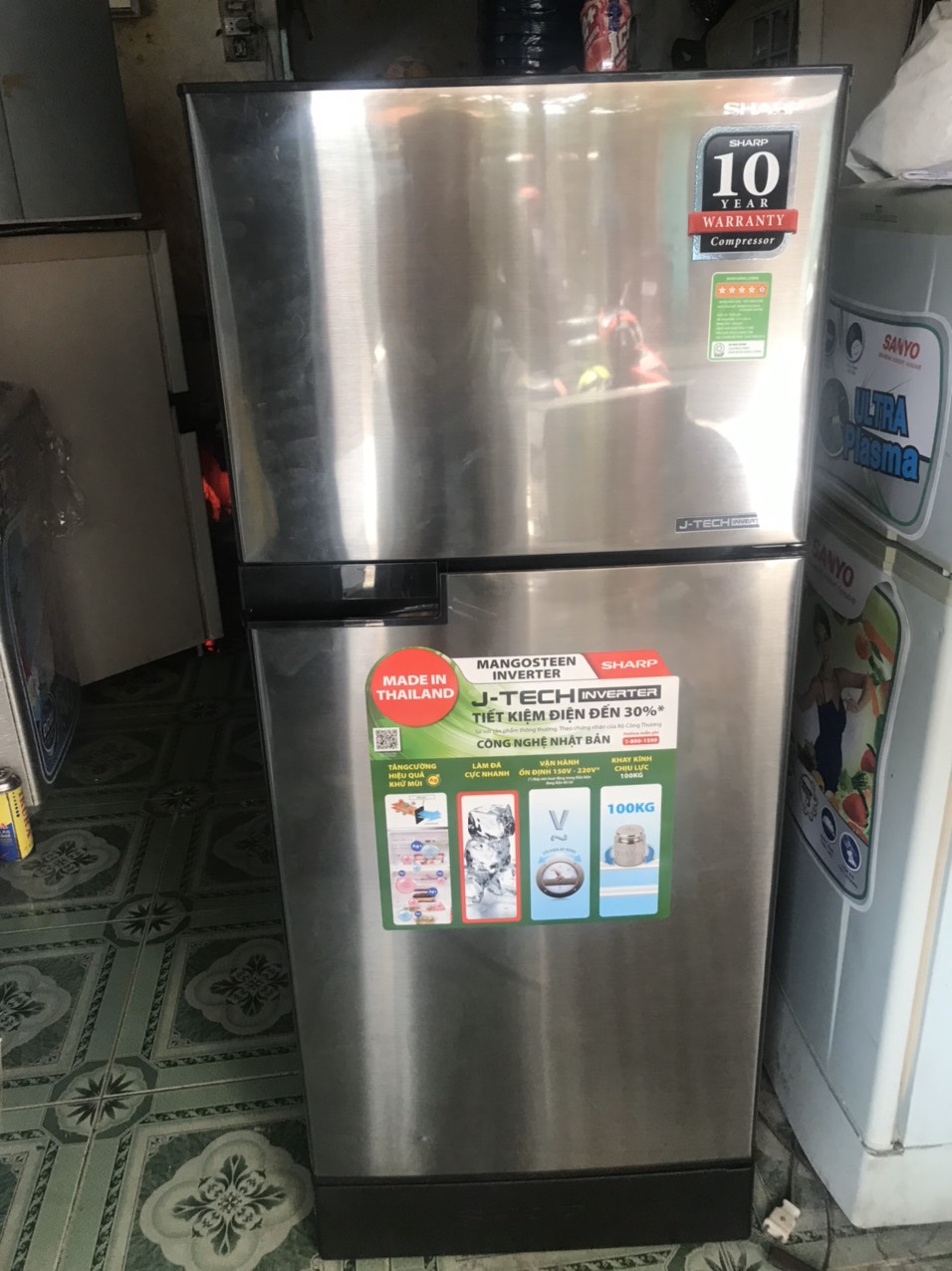 Tủ Lạnh SHARP 165L inverter công nghệ tiết kiệm điện mới nhất 2